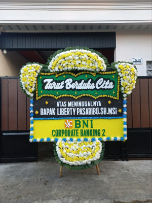 Papan Bunga Duka di Besusu Barat