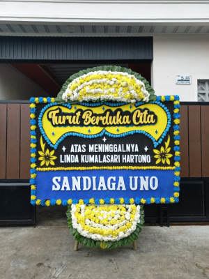 Papan Bunga Duka di Besusu Barat